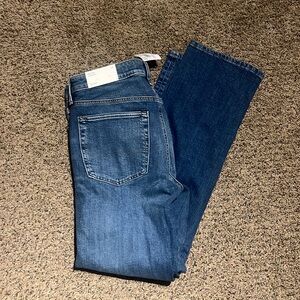 American eagle mens jeans straight relaxed fit. BRAND NEW.